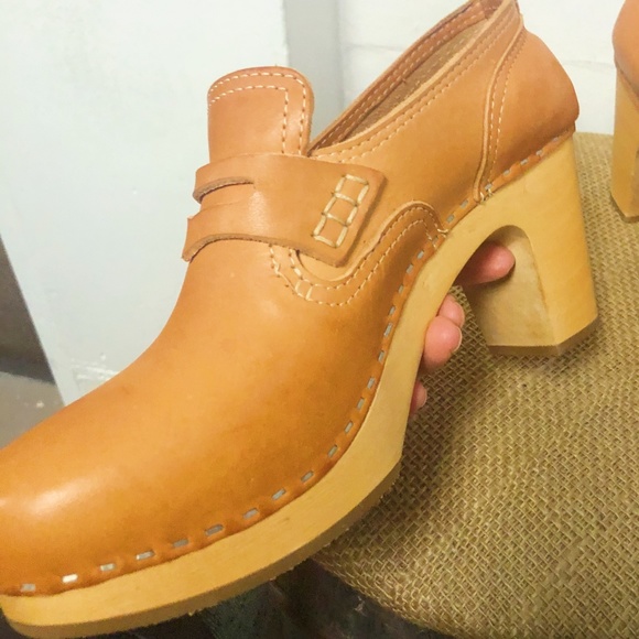 Handmade Clogs - Picture 3 of 3